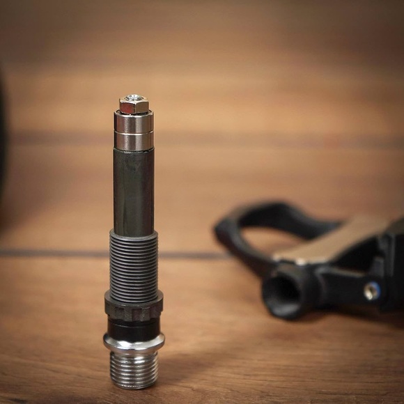 Venzo Cycling Roa Bicycle Clipless Pedals Compatible with Look Keo with Cleats - Picture 7 of 8